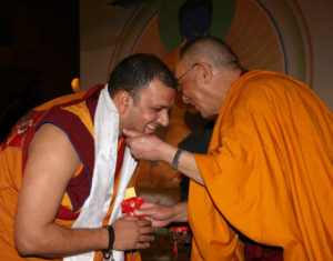 El Venerable Tenzin Priyadarshi y el Dalai Lama